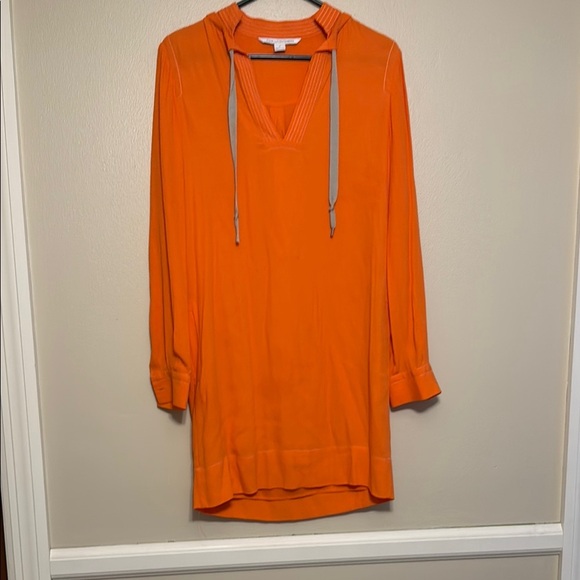 Diane Von Furstenberg Orange V-Neck Bishop Sleeve Dress - Picture 1 of 2